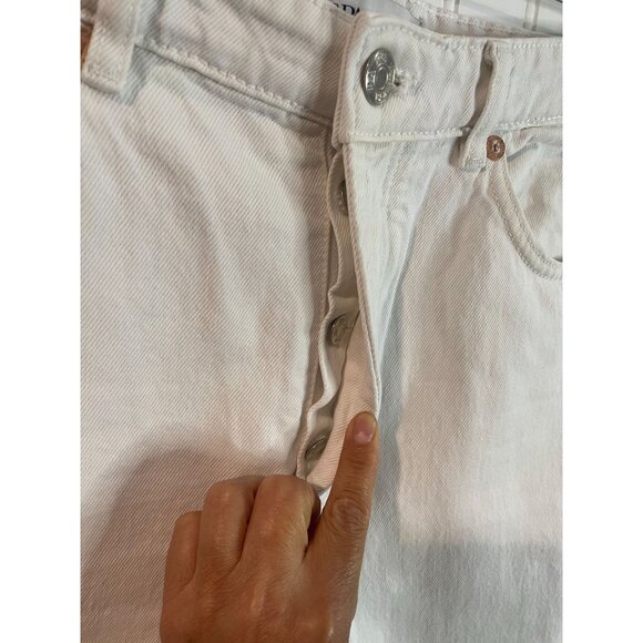 ZARA Women’s High Rise Straight Leg Button Fly Jeans White Size 10 US - Picture 4 of 13